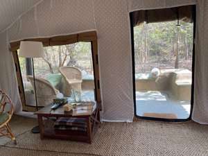 Room & Suite