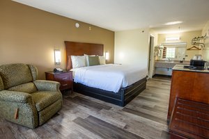 Room & Suite