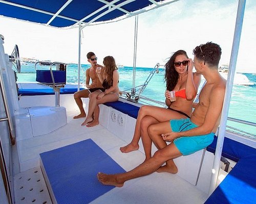 the catamaran tour cancun