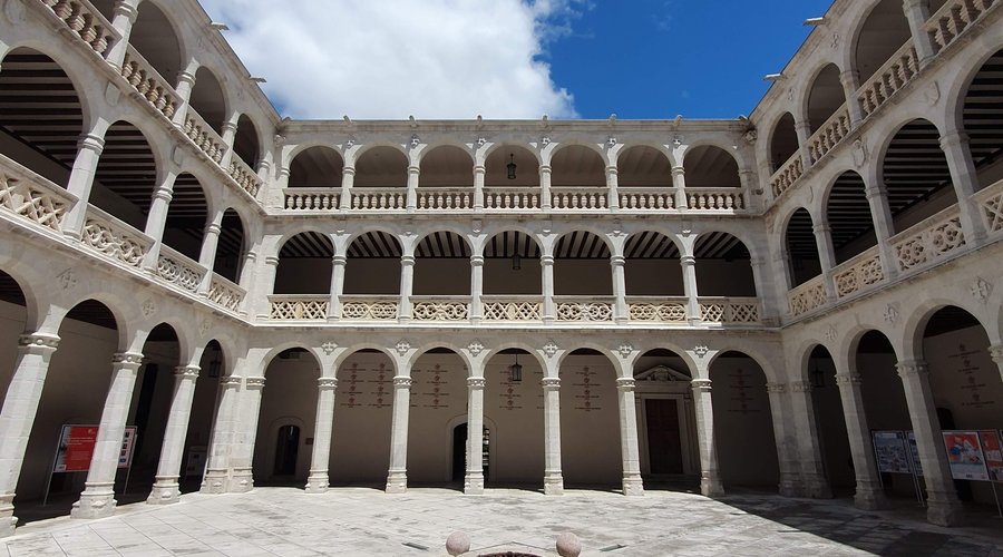 Palacio de Santa Cruz