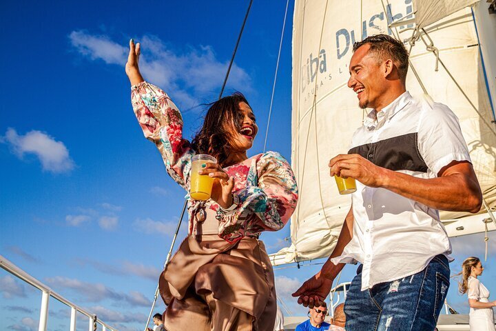 2024 Aruba Sunset Sail with Open Bar provided by De Palm Tours