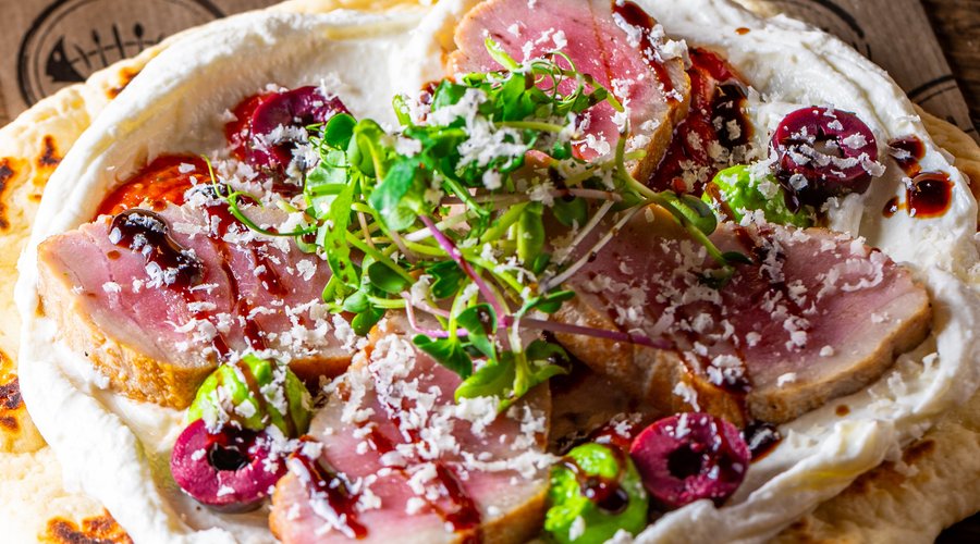 Tuna pita
