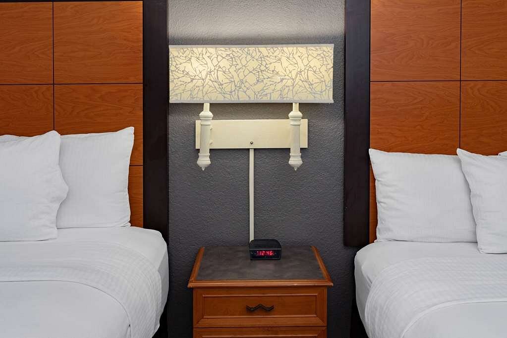 La Quinta Inn Laredo I-35- Tourist Class Laredo, TX Hotels- GDS