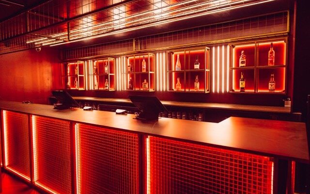 bar