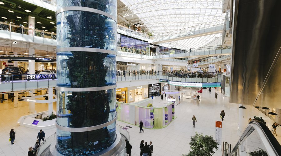AVIAPARK's Tallest Cylindrical Aquarium 