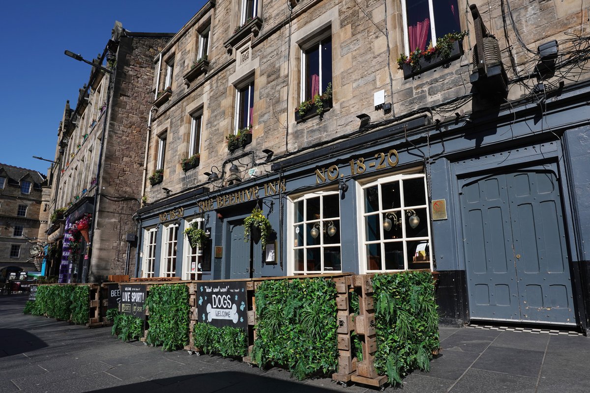 BEEHIVE INN, Edinburgh - Old Town - Menu, Prices & Restaurant Reviews ...