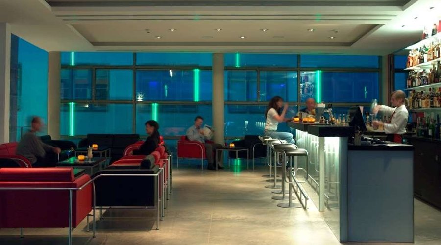 Romer Lounge