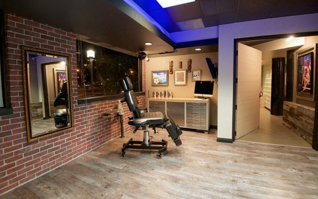 Client/ Artist room.
