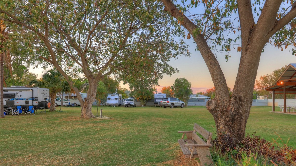 BARCALDINE CARAVAN PARK - Campground Reviews & Price Comparison ...