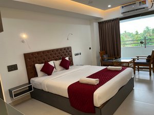 Room & Suite