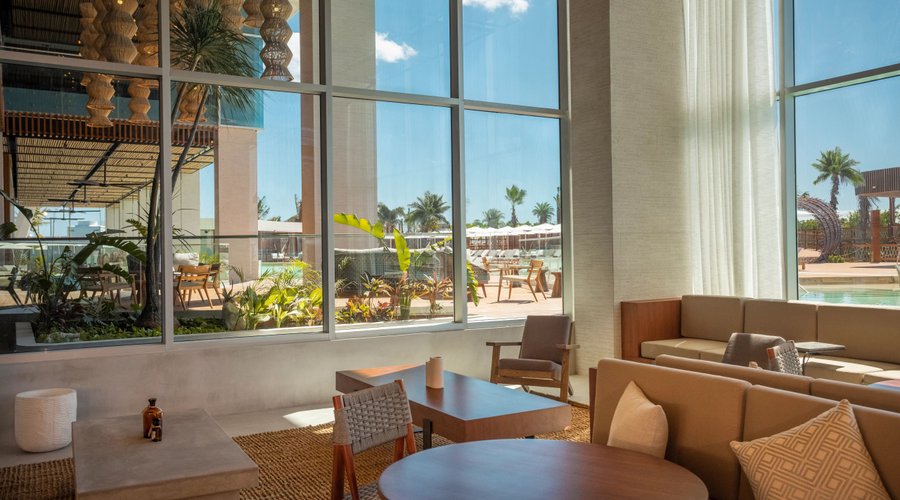 Vantage Club Lounge
