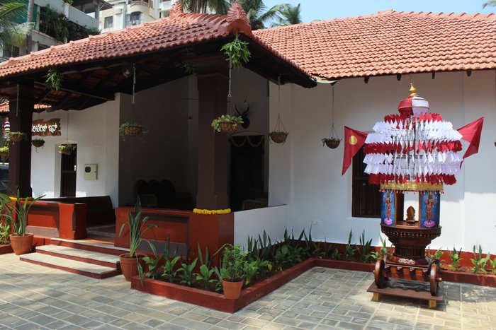 UDUPI HERITAGE INN - Prices & Hotel Reviews (Karnataka)