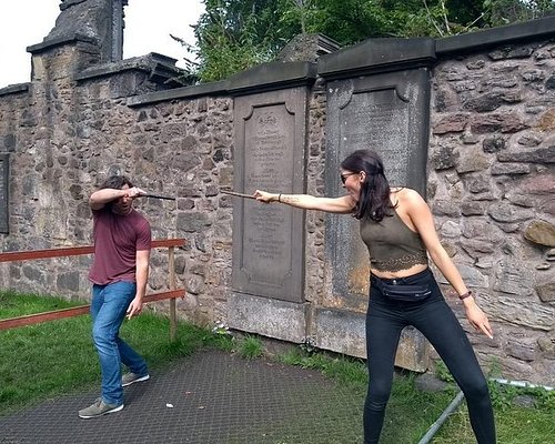 tour guide edinburgh