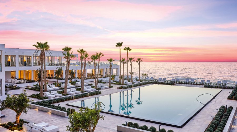 White Palace lies on Crete's stunning north coast and features open-style public spaces & generous light-filled accommodations that mirror the easy elegance of a Grecotel luxury resort lifestyle.