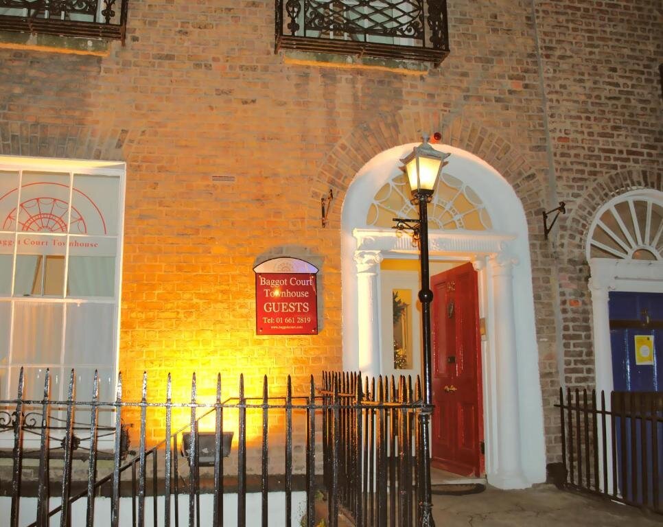 BAGGOT COURT TOWNHOUSE (Dublin, Irlandia) - Ulasan & Perbandingan Harga ...