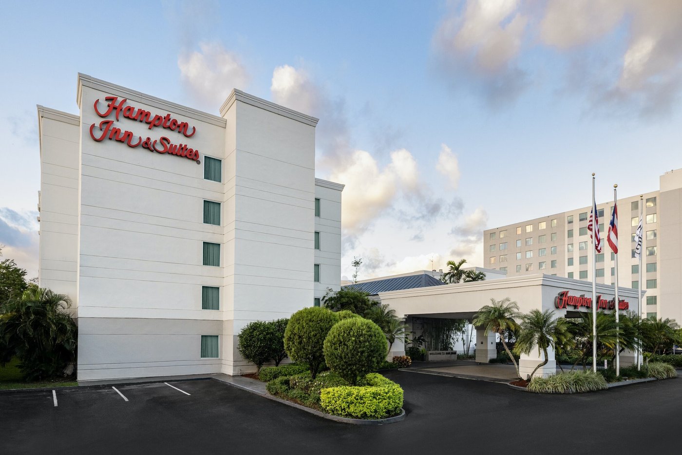 HAMPTON INN & SUITES SAN JUAN - Updated 2024 Prices & Hotel Reviews ...