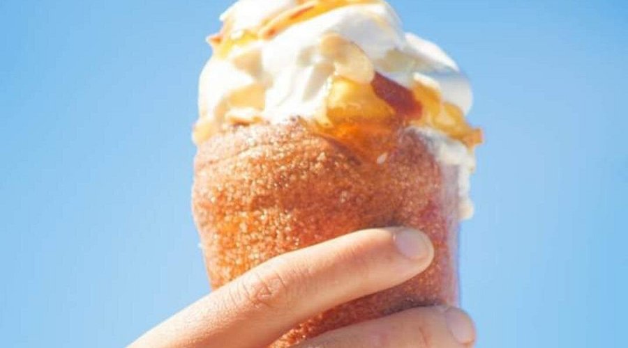 Sugar Cone: Ice Cream Toppings in Flamingo Sugar Cone: Ice Cream Toppings in Flamingo
