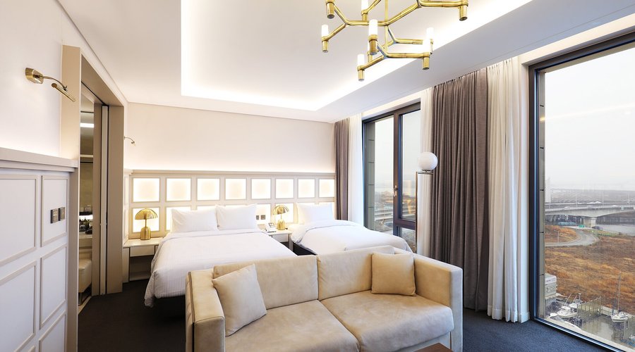 JUNIOR SUITE FAMILY TWIN ROOM