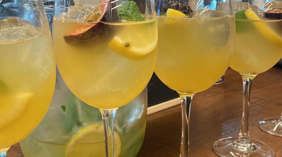 Sangria de Espumante!