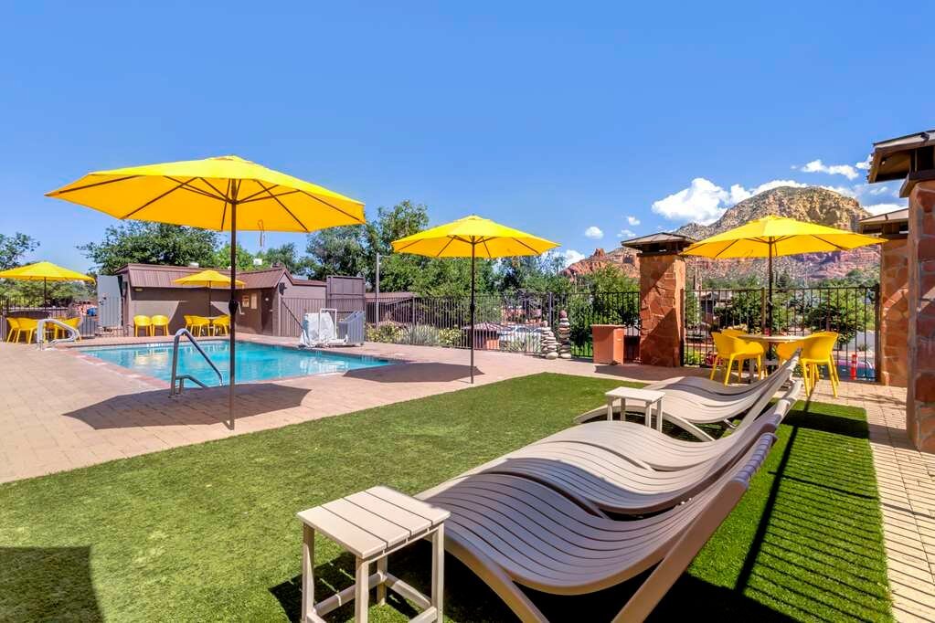 Aiden By Best Western Sedona Pool Pictures And Reviews Tripadvisor 8970