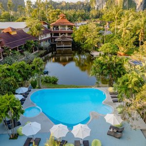 Swimming Pool Spending Time with Garden pool & Rooftop pool.  The resort provided two swimming pools each with its own unique on your day for sunbathing one with a tropical scenery garden breeze overview of the garden pool facing the lake and one with a limestone mountain perspective of the rooftop swimming pool astonishing at the sunrise in the morning including the spectacular Andaman Seaview. Stay hydrated all day.
