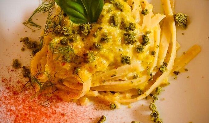 Datterino giallo e basilico croccante