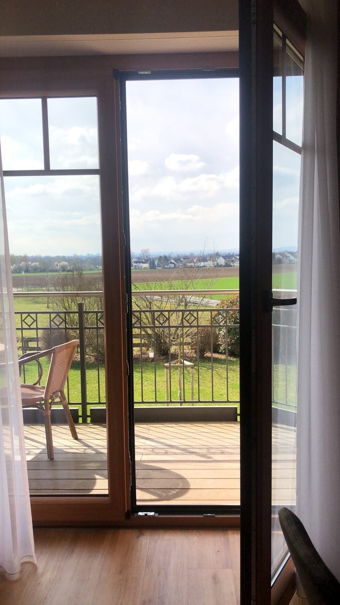 Laupus Hof Massenheim Harheimer Weg Bad Vilbel LAUPUS-HOF - Updated 2024 Prices & Specialty Hotel Reviews (Bad Vilbel