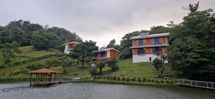 Burbi Lake Lodge Hiking: Pictures & Reviews - Tripadvisor