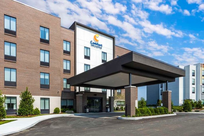 Comfort Inn & Suites Gallatin - Nashville Metro $130 ($̶1̶4̶0̶ 