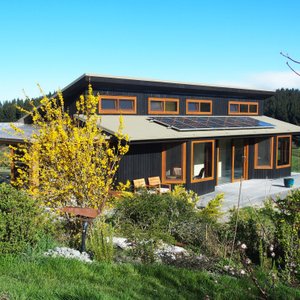 Kotare BandB on Geraldine Downs. Luxury architect-designed homestay. Overnight includes a la carte breakfast, exclusive guest room with ensuite bath and shower room, accessible design (Lifemark 4).