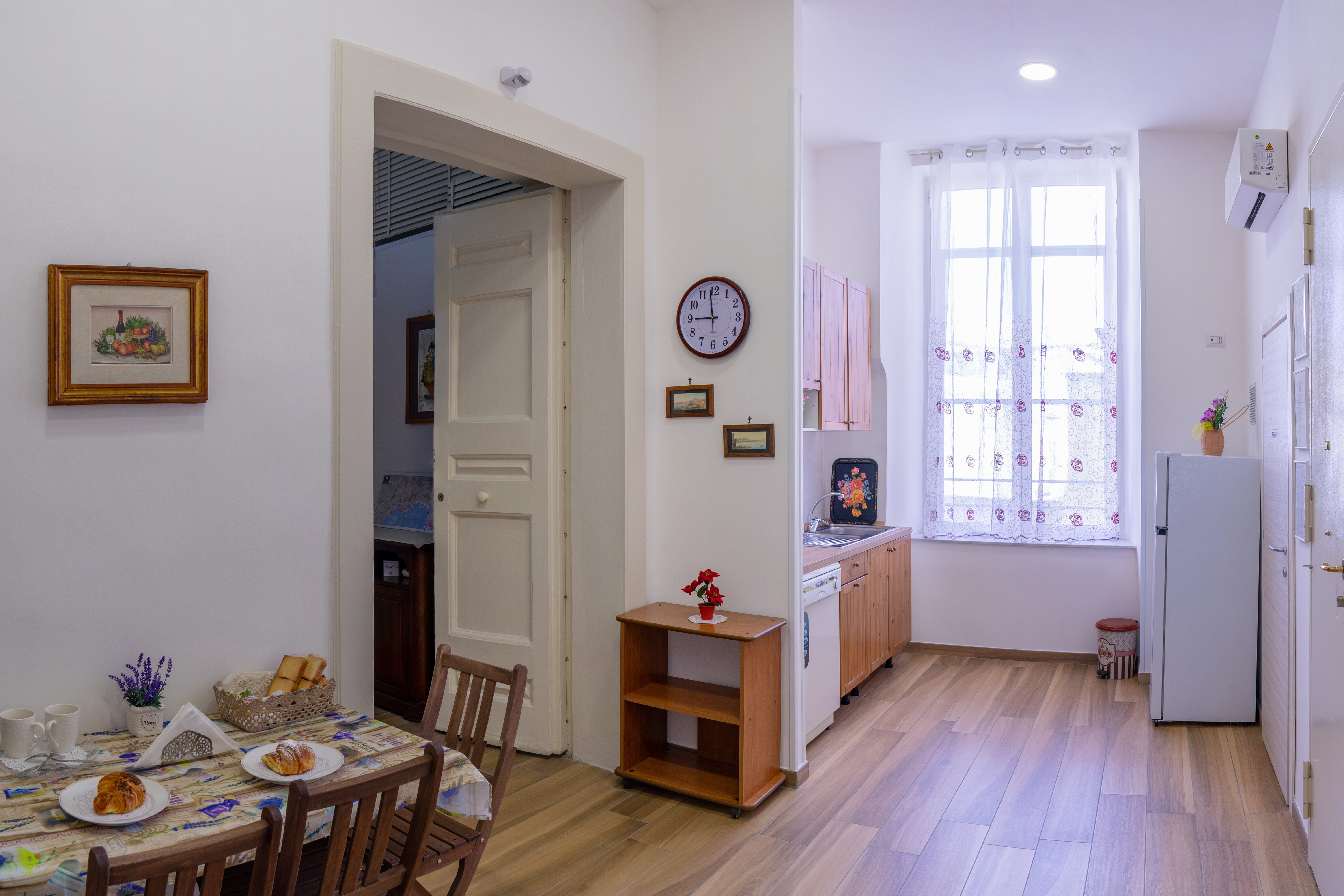 B&B PALAZZO SERSALE NAPOLI - Prices & Reviews (Naples, Italy)