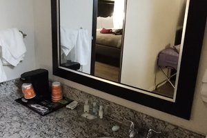 Room & Suite