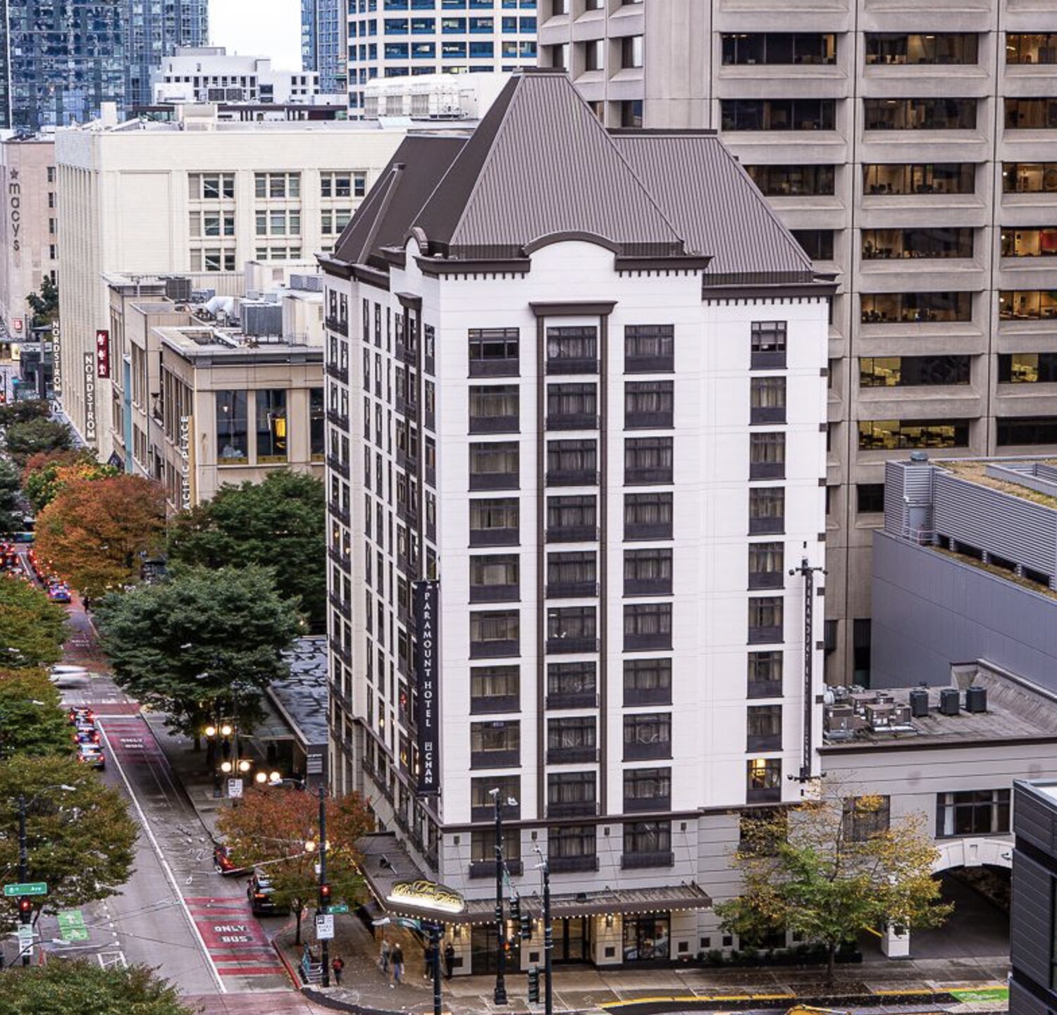 Seattle Stayover - Review of Hotel 1000, LXR Hotels