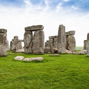 stonehenge tours from bath uk