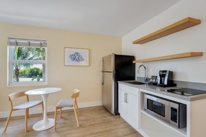 Room & Suite