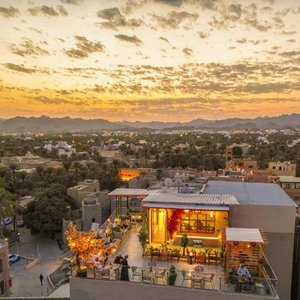 Hotel rooftop cafe 