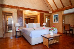 Room & Suite