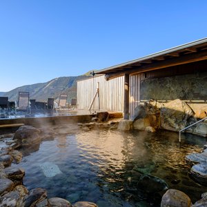 【温泉】開放的な温泉露天風呂