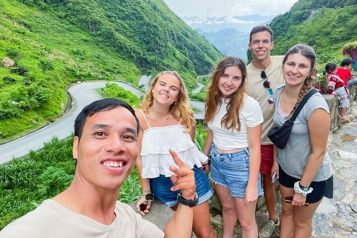 2025 Vietnam Paddle Tour – Camping & Paddling on Nho Que 2025 Vietnam Paddle Tour – Camping & Paddling on Nho Que