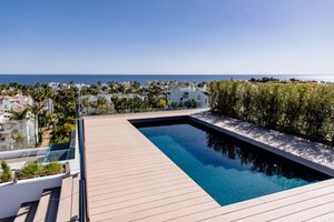 Piscina e praia
