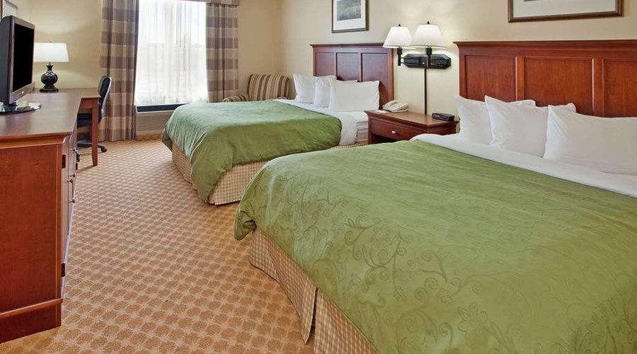 2 Queen Beds