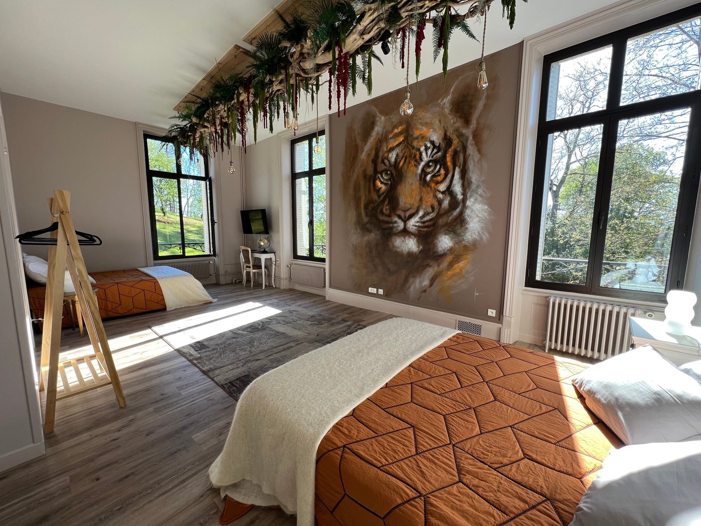 MANOIR DES RÊVES SAUVAGES - Prices & Guest house Reviews (Parentignat, France) MANOIR DES RÊVES SAUVAGES - Prices &  Guest... 