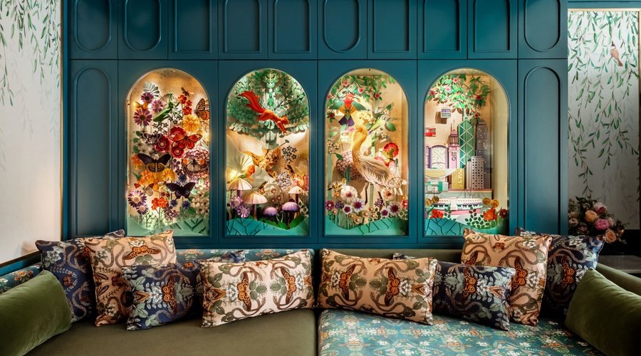 Airship Voyage Themed Family Suite