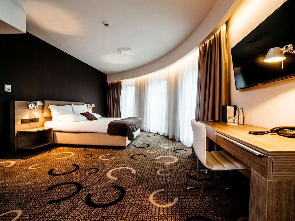 Q HOTEL PLUS KRAKÓW (Краков) - отзывы, фото и сравнение цен - Tripadvisor