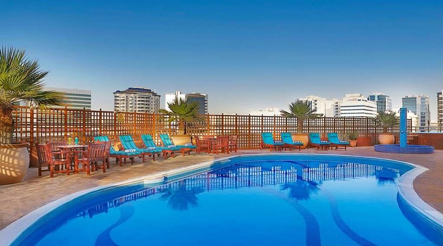 CS Suites pool