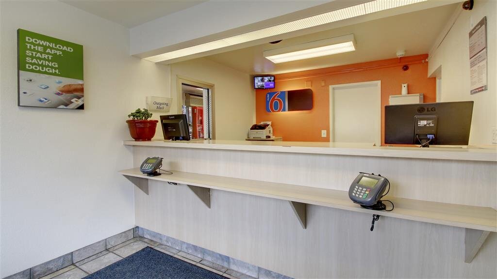 MOTEL 6 ELIZABETHTOWN, KY $85 ($̶9̶9̶) - Prices & Reviews