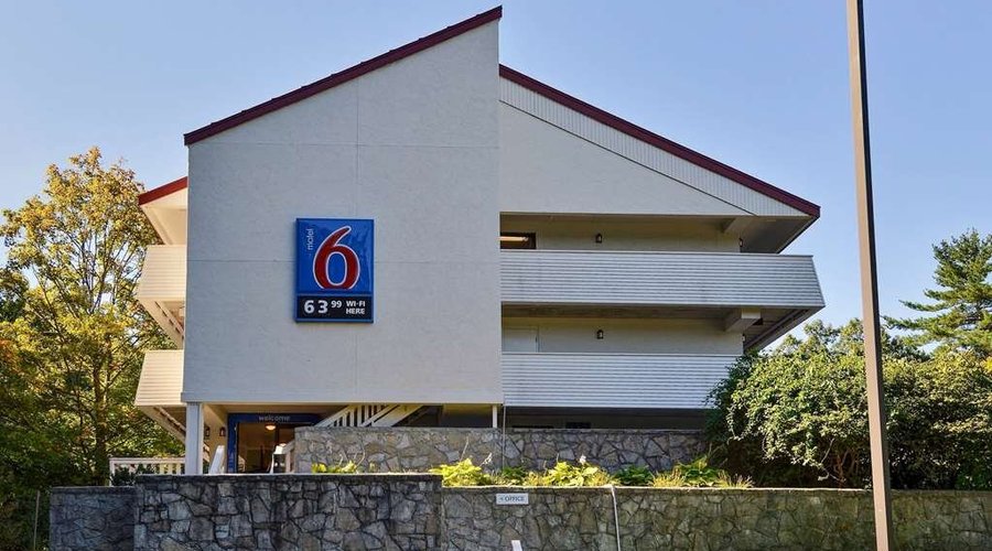 Motel Nashua NH South Exterior