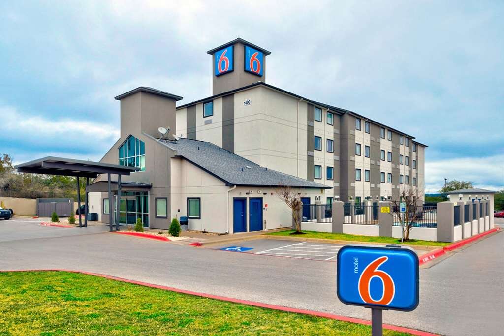 MOTEL 6 MARBLE FALLS Prices Reviews TX