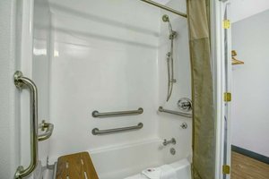 Room & Suite