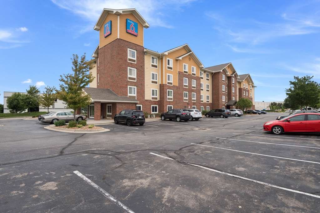 STUDIO 6 LENEXA KS OVERLAND PARK 100 1 1 2 Prices Hotel